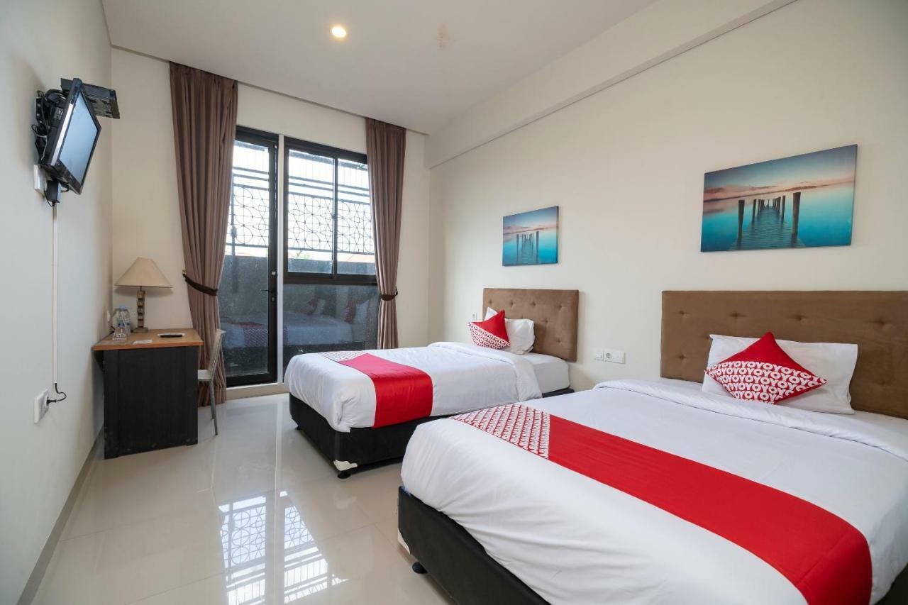 Oyo 697 Olivia Inn Denpasar レギャン エクステリア 写真